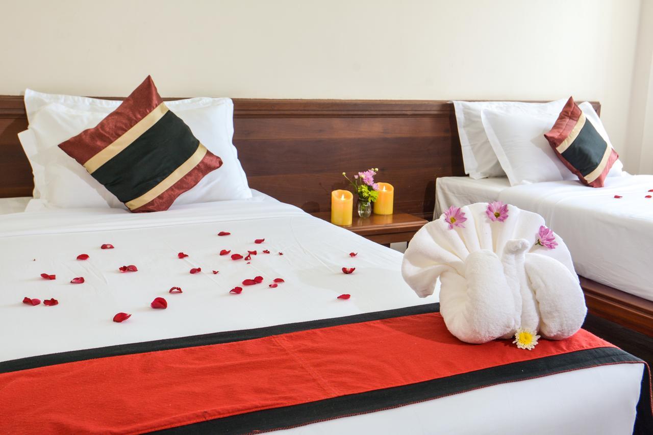 מאולמיין Hotel Queen Jamadevi מראה חיצוני תמונה