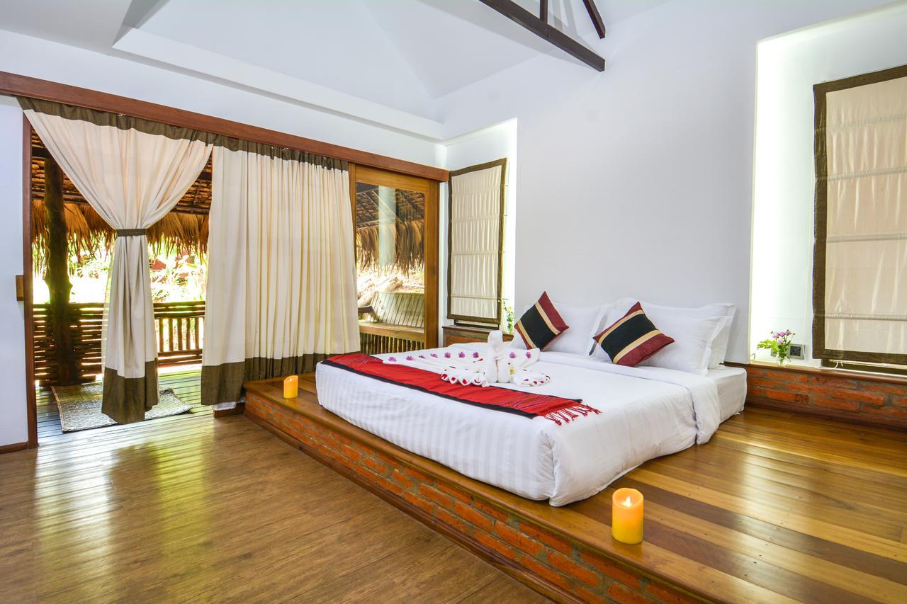 מאולמיין Hotel Queen Jamadevi מראה חיצוני תמונה