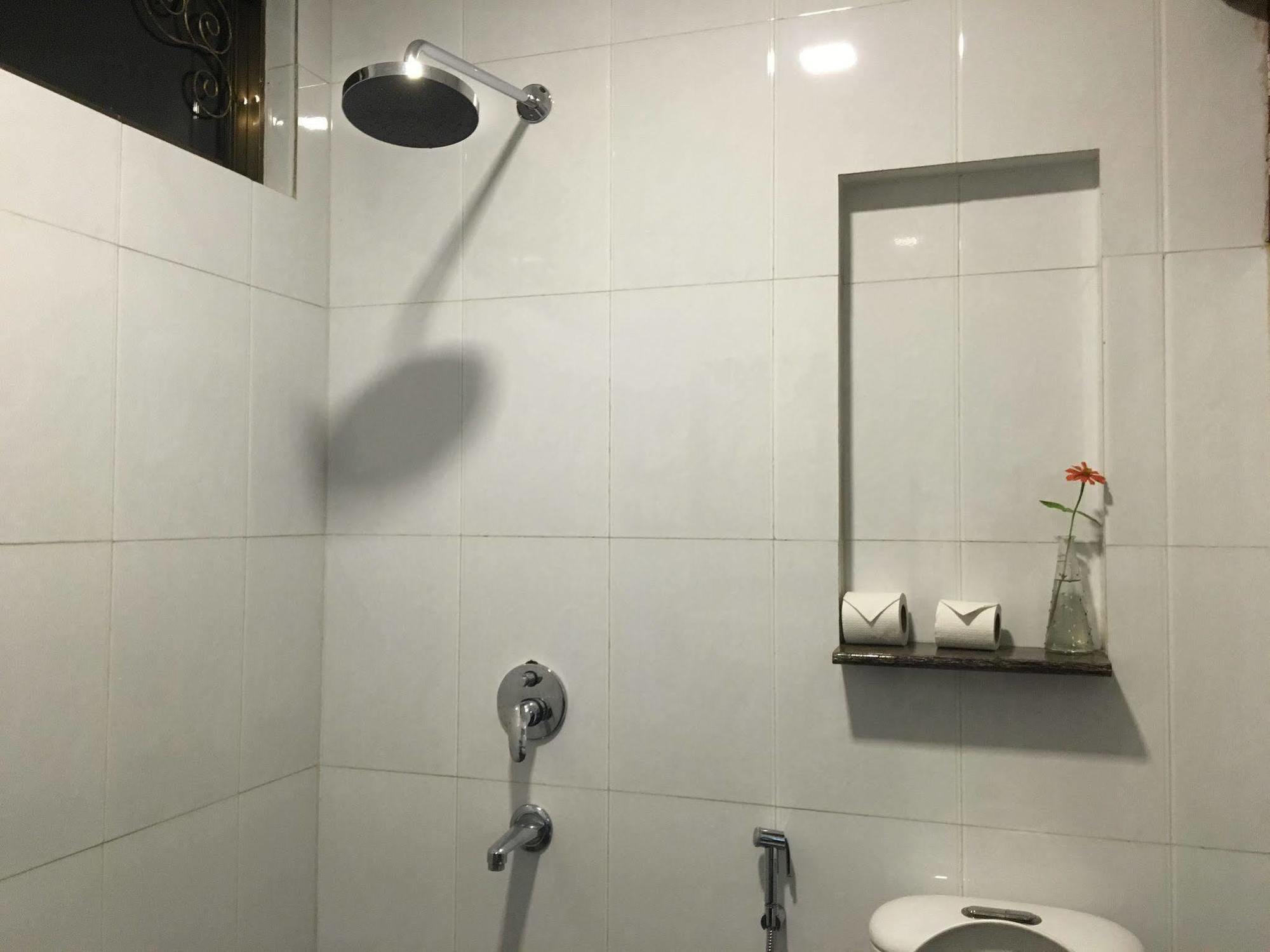 מאולמיין Hotel Queen Jamadevi מראה חיצוני תמונה