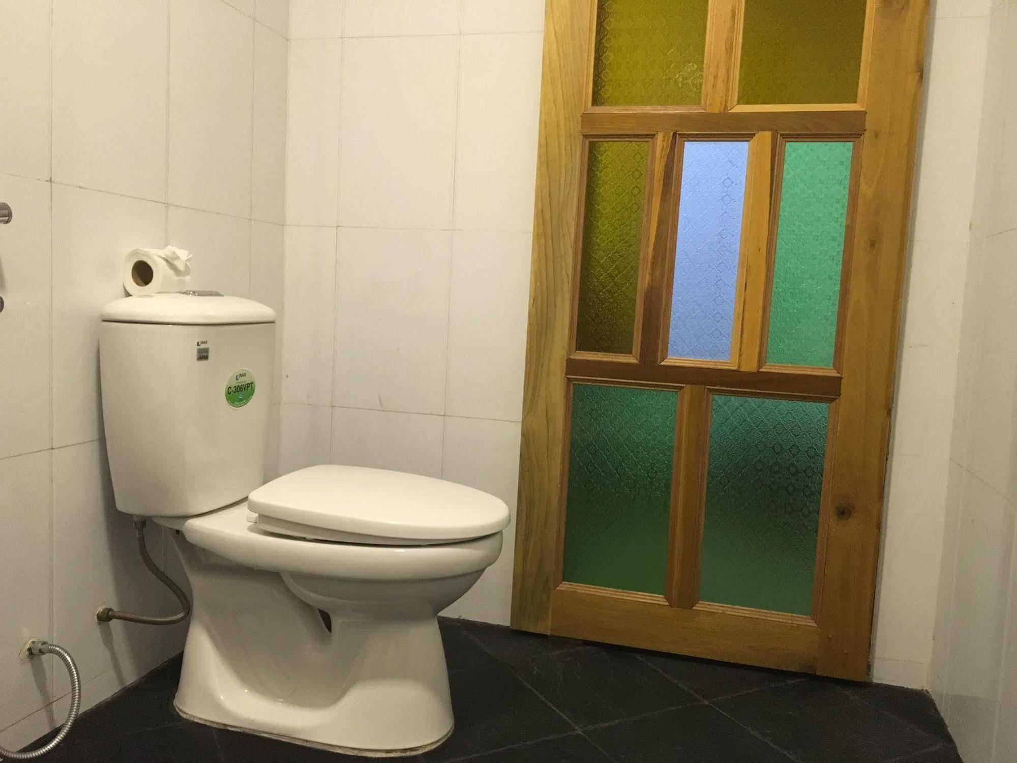 מאולמיין Hotel Queen Jamadevi מראה חיצוני תמונה